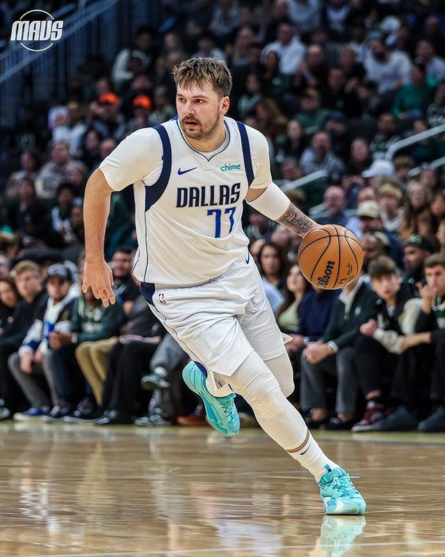 包含清晨迈阿密热火调整名单以备欧冠，篮板制胜环节打磨，气氛紧张，数据趋势出现新变化的词条