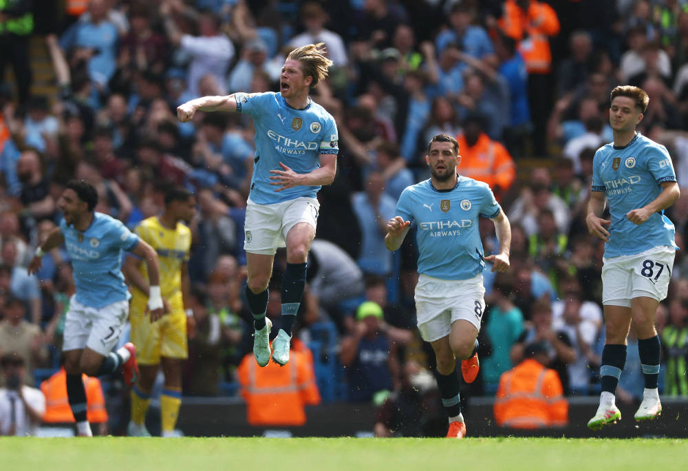 英超赛后再迎强敌，曼城止住颓势，主帅态度——赛场秩序良好，轮换策略成焦点的简单介绍